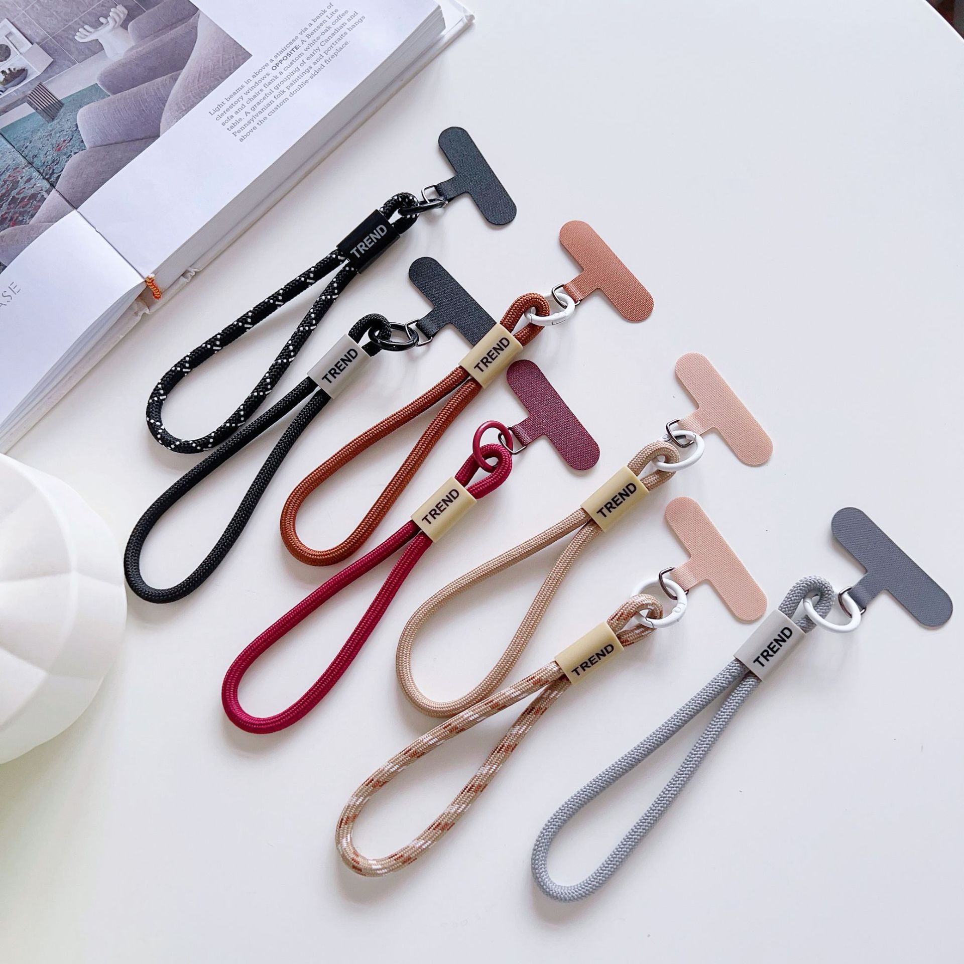 Cinturino da polso regolabile  - Phone Accessories Keychain recensione e prezzo
