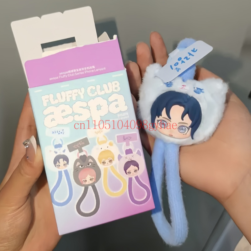 Nuova Serie Pop Mart Aespa Flu - Phone Accessories Popmart recensione e prezzo